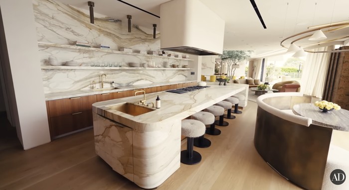 Desain Dapur Artis Barat