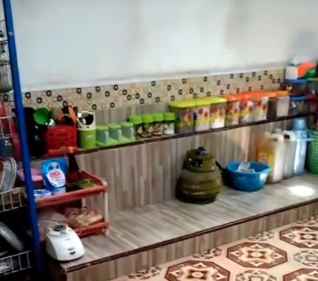 Desain Dapur Lesehan