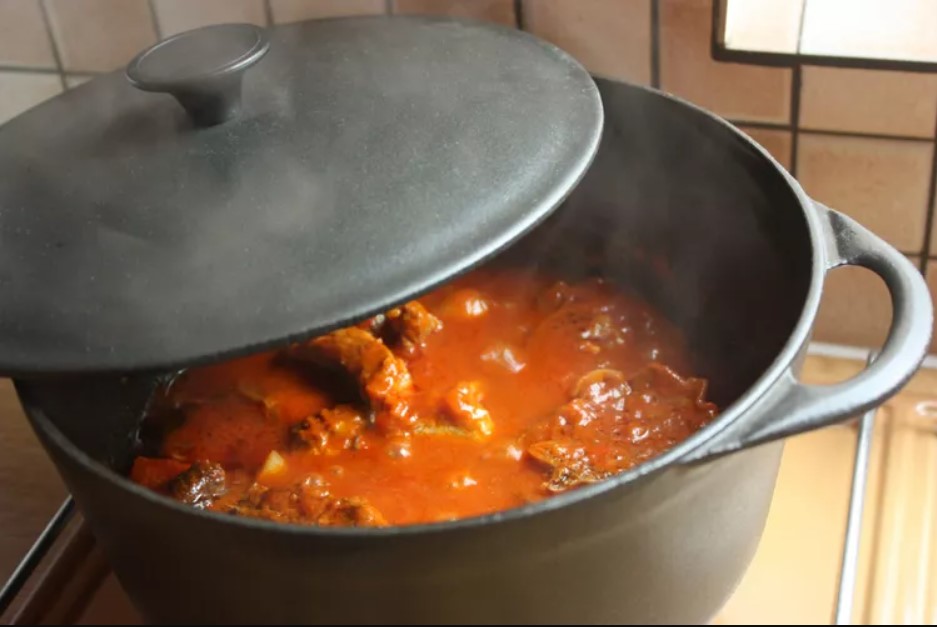 Dutch Oven Dapur