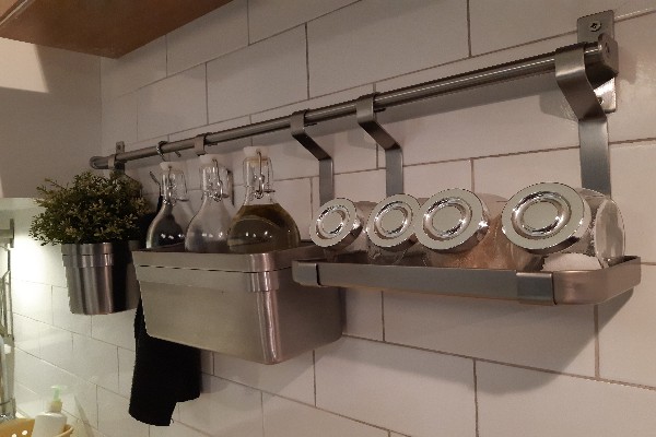 Gantungan Panci Dapur 