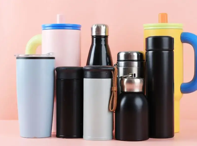 Perbedaan Tumbler dan Termos