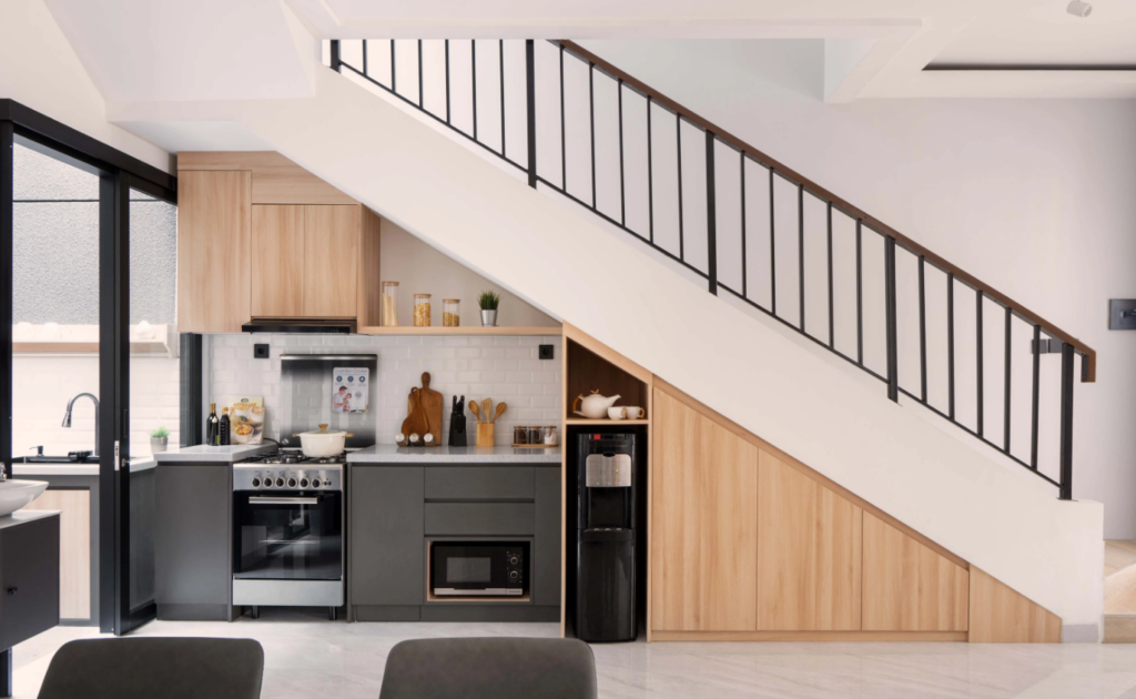 Desain Dapur Bawah Tangga